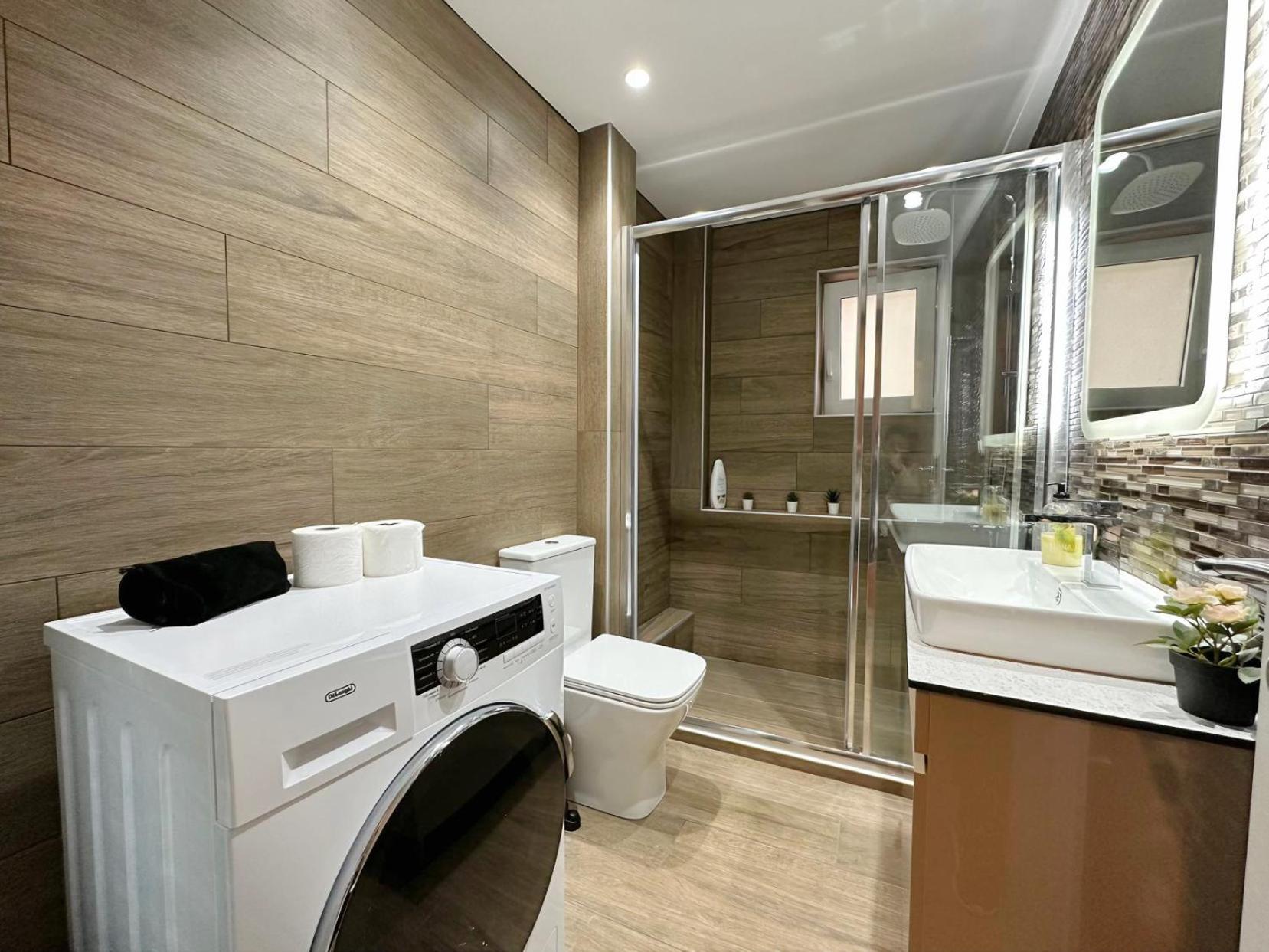 Wsd Sfaelou Apartment Hotel เอเธนส์ ภายนอก รูปภาพ