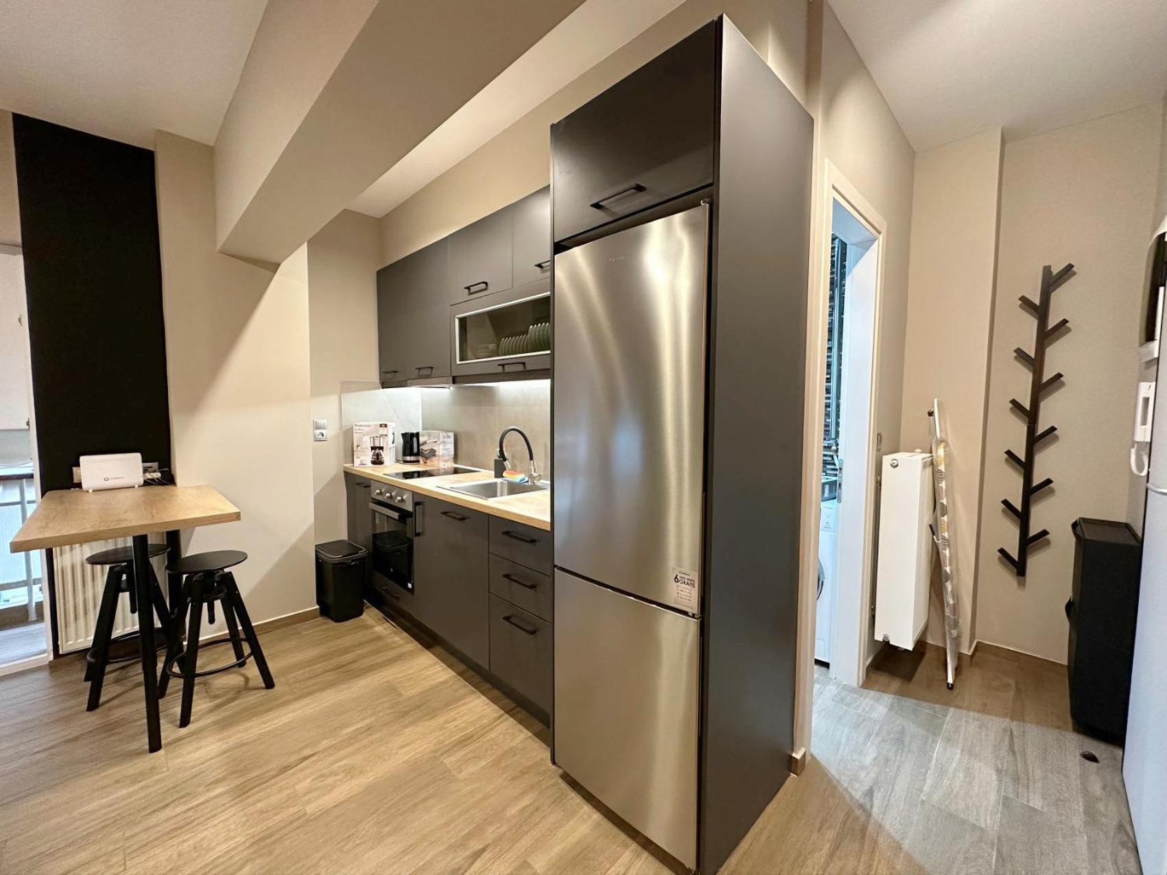 Wsd Sfaelou Apartment Hotel เอเธนส์ ภายนอก รูปภาพ